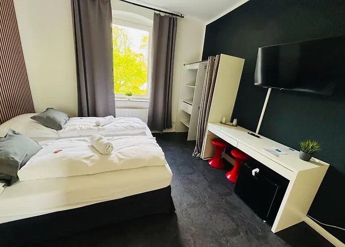 Hotel Bff Airport Messe Schlaf - Duesseldorf