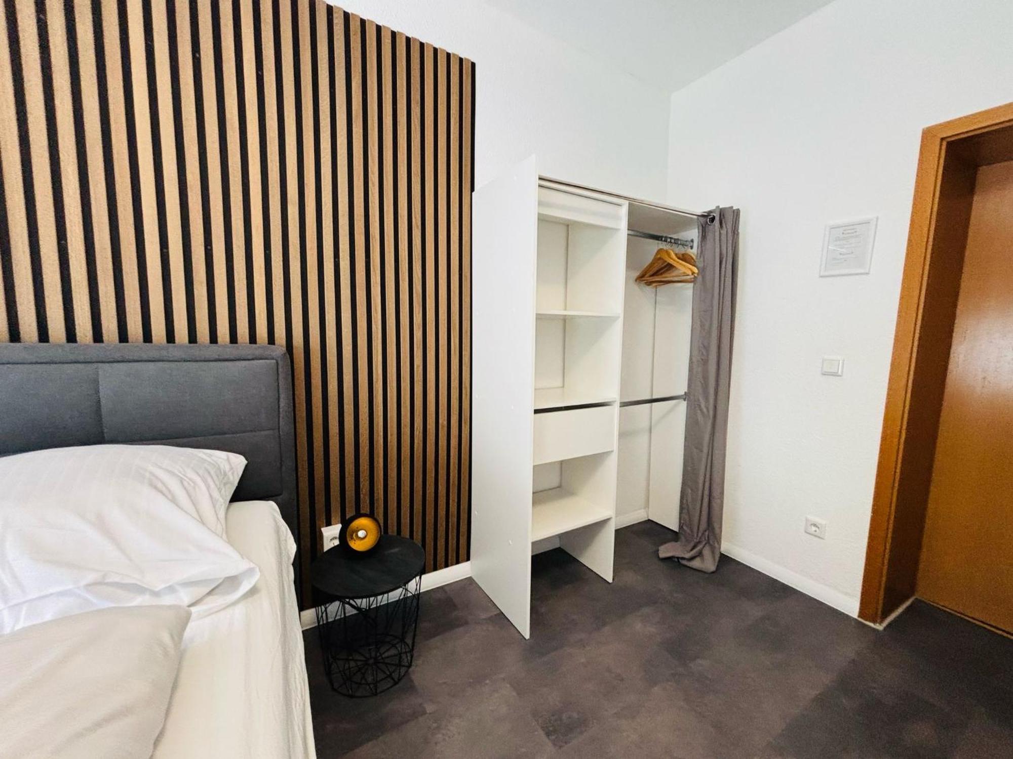 Bed and breakfast Bff Airport Messe Schlaf - 2*